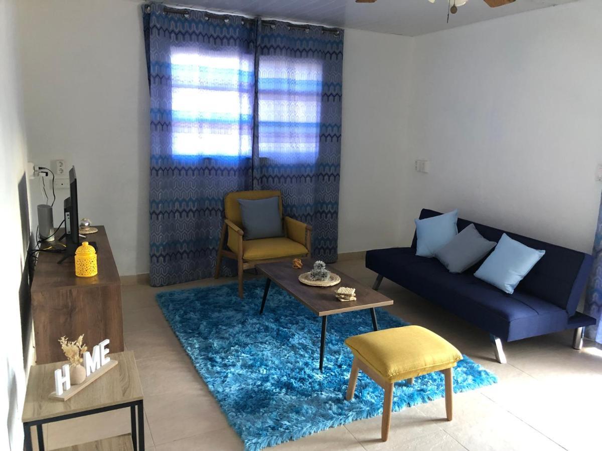 Local Home Aruba โอรันเยสตัด ภายนอก รูปภาพ