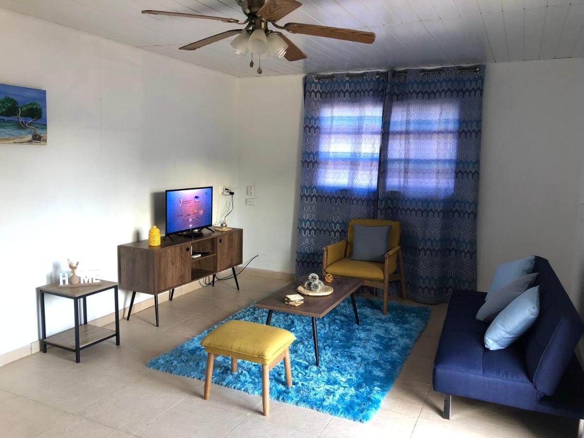 Local Home Aruba โอรันเยสตัด ภายนอก รูปภาพ